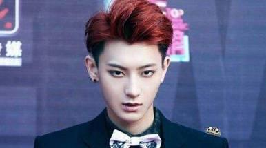 黄子韬娱乐吃瓜